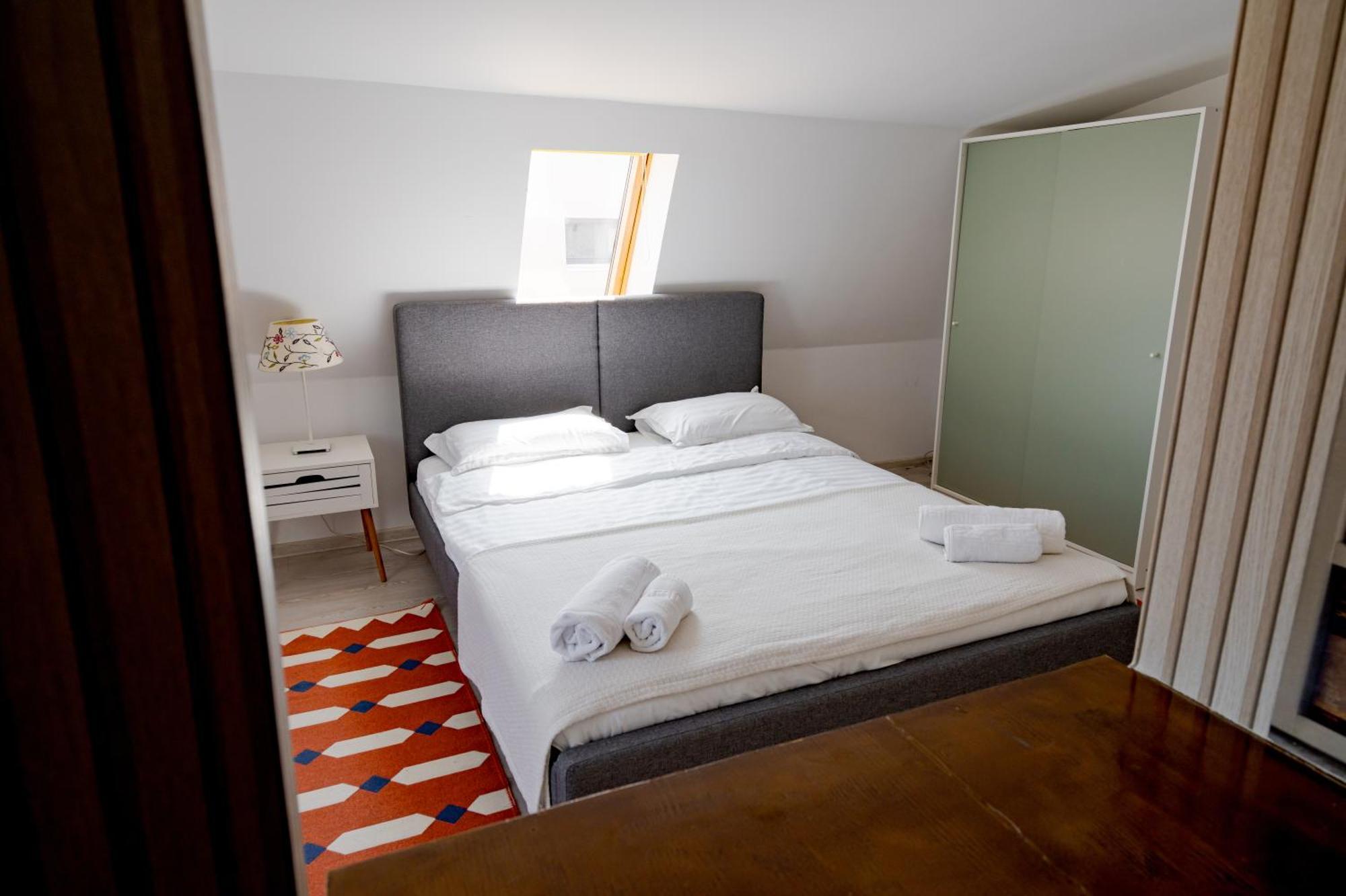 Central Muse Apartment Bucharest Exterior photo